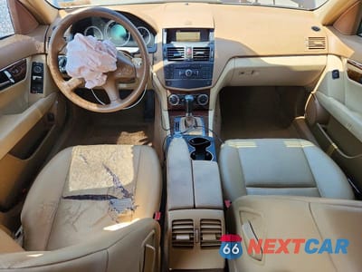 Zdjęcie 8 z 12 samochodu: 2008 MERCEDES-BENZ C 300 4MATIC VIN:WDDGF81X58F067179 - miniatura