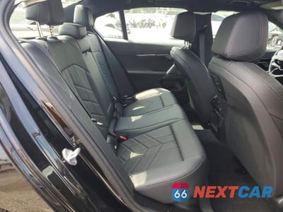 Zdjęcie 10 z 12 samochodu: 2025 BMW 530 I VIN:WBA43FJ05SCU25013 - miniatura