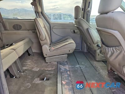 Zdjęcie 11 z 12 samochodu: 2006 DODGE GRAND CARAVAN SXT VIN:2D4GP44L16R841414 - miniatura