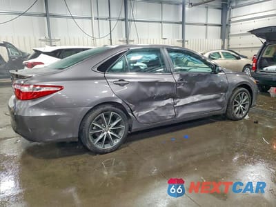 Trzecie zdjęcie samochodu z tyłu: 2015 TOYOTA CAMRY XSE V6 VIN:4T1BK1FK6FU555663 - miniatura
