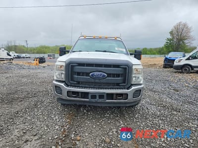 Piąte zdjęcie samochodu w środku: 2014 FORD F250 SUPER DUTY VIN:1FTBF2A66EEA37232 - miniatura