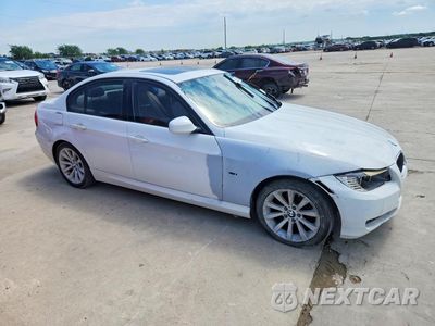 Czwarte zdjęcie samochodu z boku: 2010 BMW 328 I VIN:WBAPH7C56AA175515 - miniatura