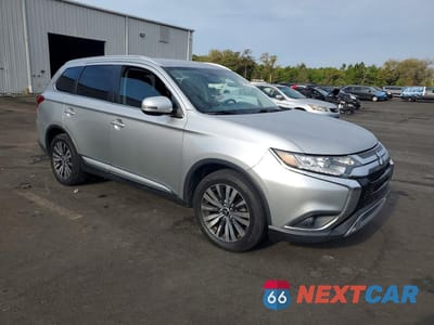 Czwarte zdjęcie samochodu z boku: 2019 MITSUBISHI OUTLANDER SE VIN:JA4AD3A31KJ001569 - miniatura