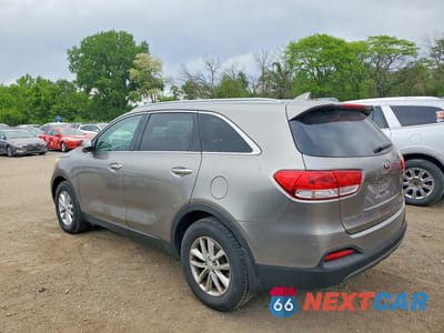 Drugie zdjęcie samochodu z przodu: 2016 KIA SORENTO LX VIN:5XYPG4A3XGG049186 - miniatura