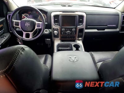 Zdjęcie 8 z 13 samochodu: 2017 RAM 1500 LARAMIE VIN:1C6RR6NG1HS818091 - miniatura