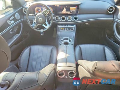 Zdjęcie 8 z 12 samochodu: 2020 MERCEDES-BENZ E 350 4MATIC VIN:WDDZF8EB1LA722970 - miniatura