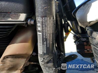 Zdjęcie 8 z 8 samochodu: 2018 HARLEY-DAVIDSON FXFB FAT BOB VIN:1HD1YKJ33JC024664 - miniatura