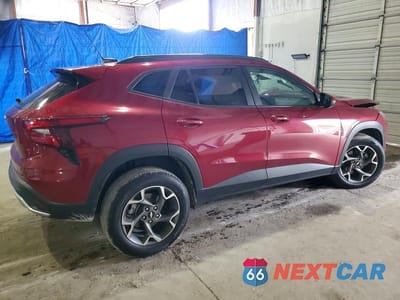 Trzecie zdjęcie samochodu z tyłu: 2025 CHEVROLET TRAX 1LT VIN:KL77LHEP0SC233482 - miniatura