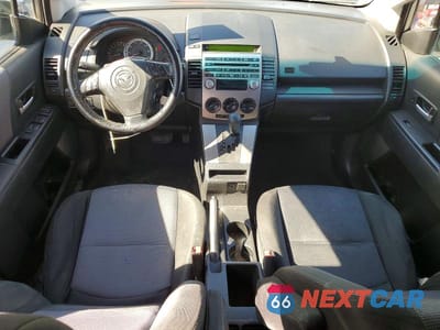 Zdjęcie 8 z 13 samochodu: 2007 MAZDA 5 VIN:JM1CR29L770158745 - miniatura