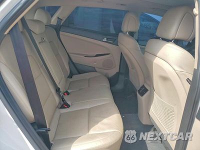 Zdjęcie 10 z 12 samochodu: 2018 HYUNDAI TUCSON LIMITED VIN:KM8J3CA21JU612016 - miniatura