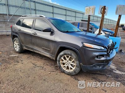 Czwarte zdjęcie samochodu z boku: 2018 JEEP CHEROKEE LATITUDE PLUS VIN:1C4PJLLB3JD584592 - miniatura