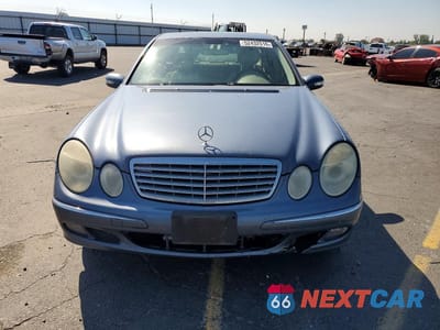 Piąte zdjęcie samochodu w środku: 2006 MERCEDES-BENZ E 350 VIN:WDBUF56J66A759038 - miniatura