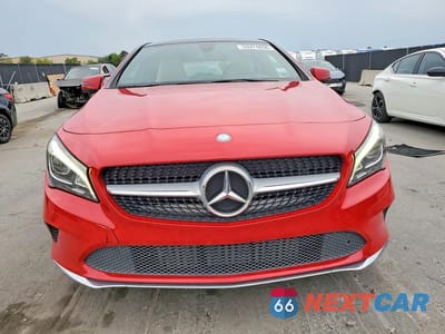 Piąte zdjęcie samochodu w środku: 2018 MERCEDES-BENZ CLA 250 VIN:WDDSJ4EB9JN518223 - miniatura