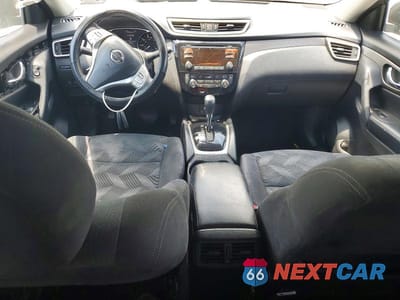 Zdjęcie 8 z 12 samochodu: 2014 NISSAN ROGUE SV VIN:5N1AT2MTXEC850232 - miniatura
