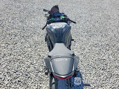 Zdjęcie 6 z 8 samochodu: 2015 KAWASAKI ZX636 F VIN:JKBZXJF10FA006785 - miniatura