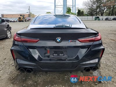 Zdjęcie 6 z 12 samochodu: 2020 BMW M8 VIN:WBSAE0C0XLBM08444 - miniatura