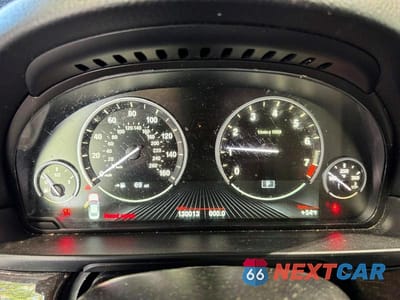 Zdjęcie 12 z 13 samochodu: 2014 BMW 528 XI VIN:WBA5A7C55ED619466 - miniatura
