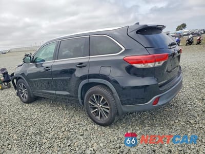 Drugie zdjęcie samochodu z przodu: 2018 TOYOTA HIGHLANDER XLE VIN:5TDJZRFH3JS828067 - miniatura