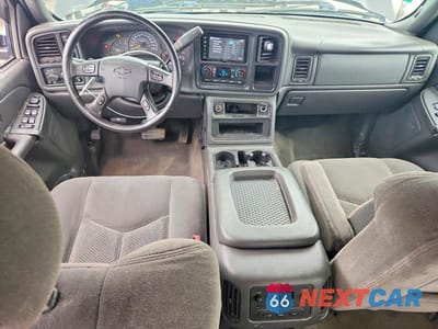 Zdjęcie 8 z 12 samochodu: 2007 CHEVROLET SILVERADO K2500 HEAVY DUTY VIN:1GCHK23DX7F133346 - miniatura