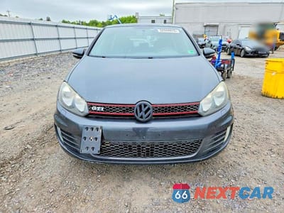 Piąte zdjęcie samochodu w środku: 2013 VOLKSWAGEN GTI VIN:WVWHD7AJ9DW016580 - miniatura