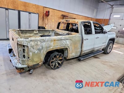Trzecie zdjęcie samochodu z tyłu: 2018 GMC SIERRA K1500 SLT VIN:1GTV2NEC5JZ120440 - miniatura
