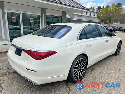 Czwarte zdjęcie samochodu z boku: 2021 MERCEDES-BENZ S 580 4MATIC VIN:W1K6G7GB6MA045696 - miniatura