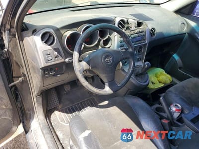 Zdjęcie 8 z 12 samochodu: 2003 TOYOTA COROLLA MATRIX XR VIN:2T1KR32E13C099897 - miniatura