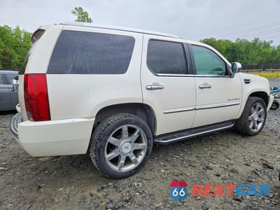 Trzecie zdjęcie samochodu z tyłu: 2007 CADILLAC ESCALADE LUXURY VIN:1GYFK63897R143859 - miniatura