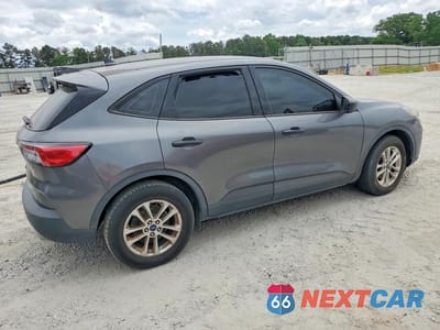 Trzecie zdjęcie samochodu z tyłu: 2022 FORD ESCAPE S VIN:1FMCU0F62NUA82001 - miniatura