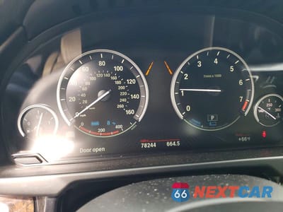 Zdjęcie 9 z 13 samochodu: 2018 BMW X5 XDR40E VIN:5UXKT0C58J0V99396 - miniatura