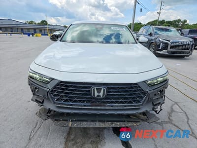 Piąte zdjęcie samochodu w środku: 2023 HONDA ACCORD LX VIN:1HGCY1F26PA045342 - miniatura