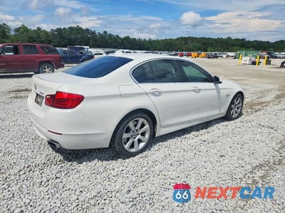 Trzecie zdjęcie samochodu z tyłu: 2013 BMW 550 I VIN:WBAFR9C57DDX80599 - miniatura