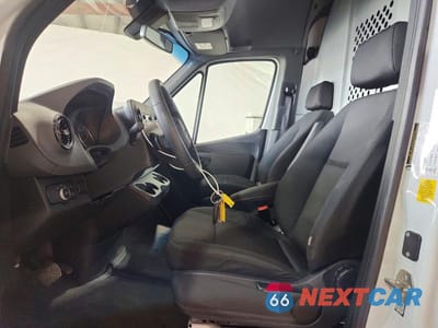 Zdjęcie 7 z 13 samochodu: 2025 MERCEDES BENZ SPRINTER 2500 VIN:W1Y4KCHYXST202980 - miniatura