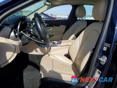 Zdjęcie 7 z 12 samochodu: 2015 MERCEDES-BENZ C 300 4MATIC VIN:55SWF4KB1FU019082 - miniatura