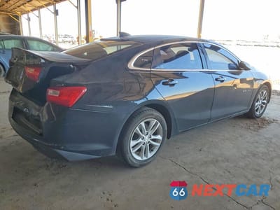 Trzecie zdjęcie samochodu z tyłu: 2018 CHEVROLET MALIBU LT VIN:1G1ZD5ST5JF129858 - miniatura