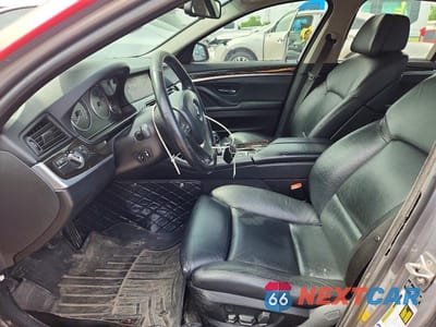 Zdjęcie 7 z 12 samochodu: 2011 BMW 550 XI VIN:WBAFU9C5XBC786088 - miniatura