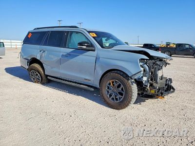 Czwarte zdjęcie samochodu z boku: 2026 FORD EXPEDITION TREMOR VIN:1FMJU1RG9TEA12178 - miniatura