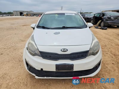 Piąte zdjęcie samochodu w środku: 2017 KIA RIO LX VIN:KNADM4A36H6048324 - miniatura