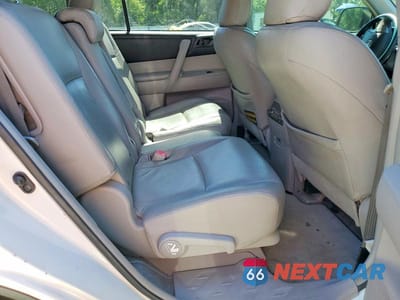 Zdjęcie 11 z 13 samochodu: 2009 TOYOTA HIGHLANDER BASE VIN:JTEDS41A492085254 - miniatura