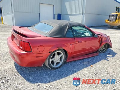 Trzecie zdjęcie samochodu z tyłu: 2000 FORD MUSTANG V6 CONVERTIBLE VIN:1FAFP4446YF223037 - miniatura