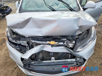 Zdjęcie 12 z 13 samochodu: 2019 CHEVROLET TRAX LS VIN:3GNCJKSB9KL317566 - miniatura