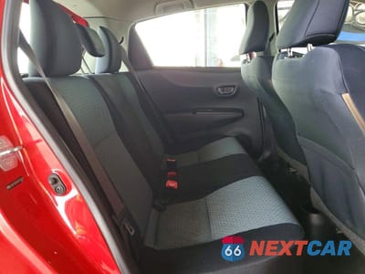 Zdjęcie 10 z 12 samochodu: 2012 TOYOTA YARIS 5-DOOR SE VIN:JTDKTUD35CD531669 - miniatura