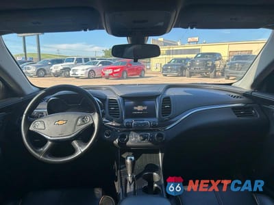 Zdjęcie 9 z 10 samochodu: 2020 CHEVROLET IMPALA PREMIER VIN:1G1105S32LU101538 - miniatura