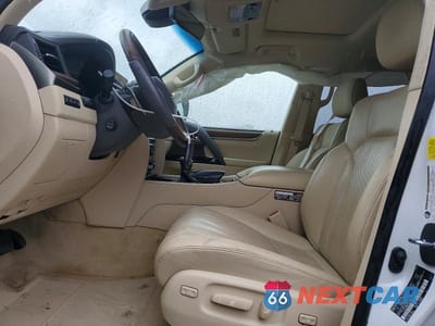 Zdjęcie 7 z 13 samochodu: 2018 LEXUS LX 570 VIN:JTJHY7AX2J4257846 - miniatura
