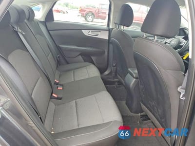 Zdjęcie 10 z 13 samochodu: 2024 KIA FORTE LXS VIN:3KPF24AD5RE713137 - miniatura