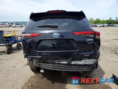 Zdjęcie 6 z 14 samochodu: 2022 TOYOTA HIGHLANDER HYBRID XLE VIN:5TDGBRCH5NS545503 - miniatura