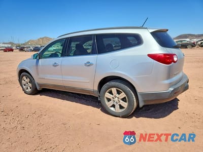 Drugie zdjęcie samochodu z przodu: 2009 CHEVROLET TRAVERSE LT VIN:1GNER23D69S142416 - miniatura