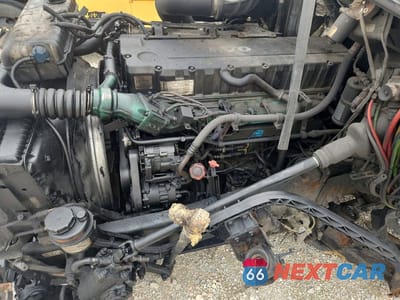 Zdjęcie 7 z 10 samochodu: 2007 VOLVO VNL SEMI TRUCK VIN:4V4NC9GH67N453487 - miniatura