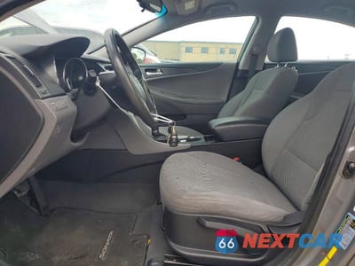 Zdjęcie 7 z 12 samochodu: 2013 HYUNDAI SONATA GLS VIN:5NPEB4AC4DH718501 - miniatura