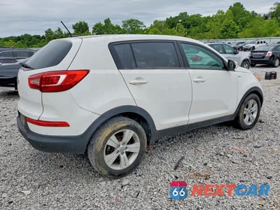 Trzecie zdjęcie samochodu z tyłu: 2012 KIA SPORTAGE LX VIN:KNDPBCA27C7201416 - miniatura